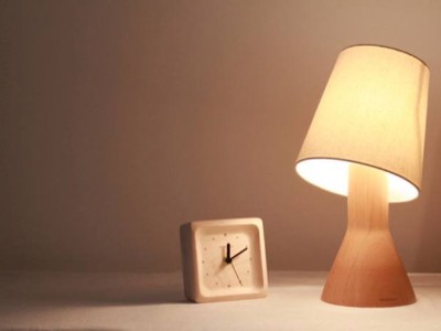 聚力快干膠水在臺燈上的應用，24年廠家品質有保障！